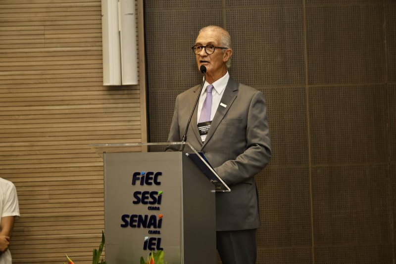 Diálogo jurídico - Auditório da FIEC reúne especialistas para debate sobre Consensualismo na Administração Pública