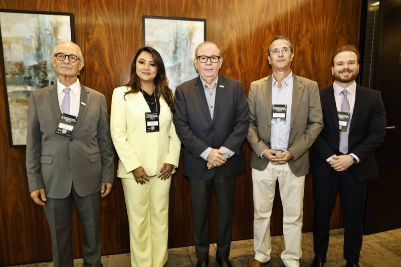 Diálogo jurídico - Auditório da FIEC reúne especialistas para debate sobre Consensualismo na Administração Pública