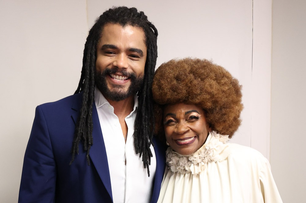 Diogo Almeida E Zezé Motta