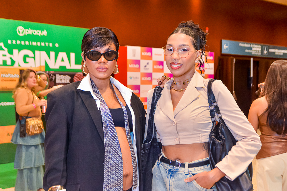 Dominike E Marília Neves