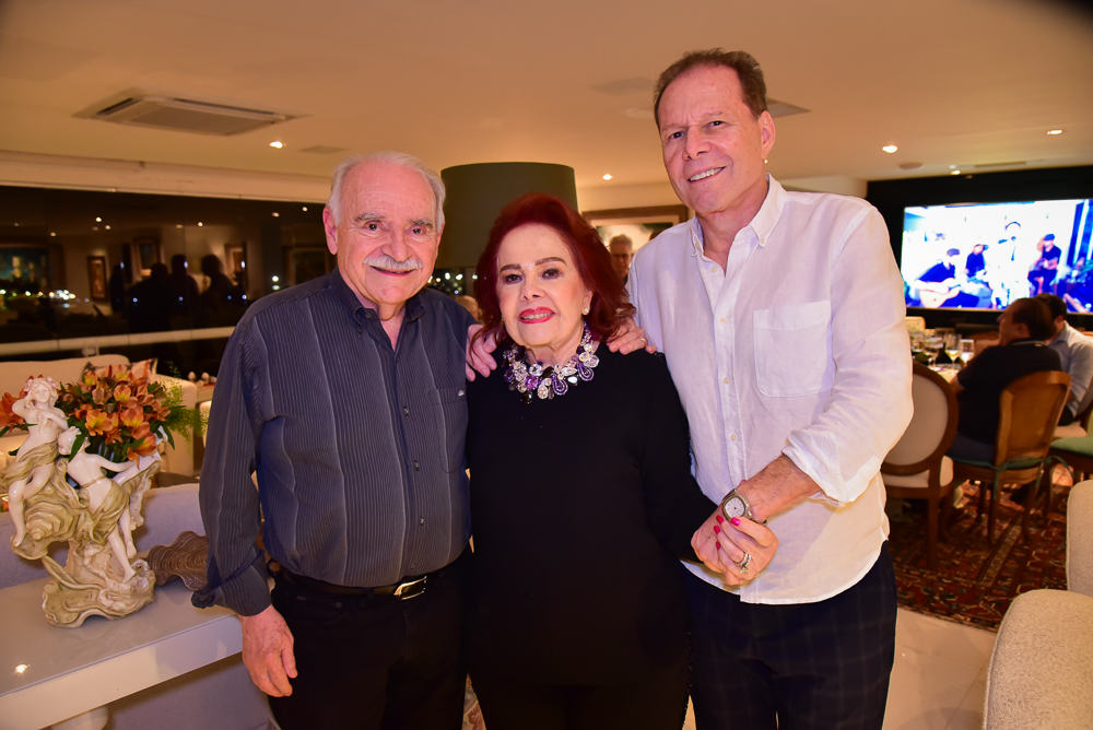 Ednilton Soarez, Itala E Julio Ventura