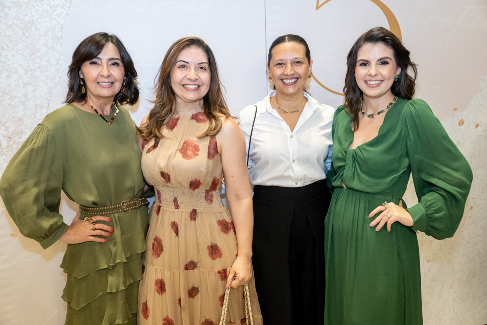Eliane Gomes, Ana Célia Castro, Gislane Queiroz E Eloisa Gomes