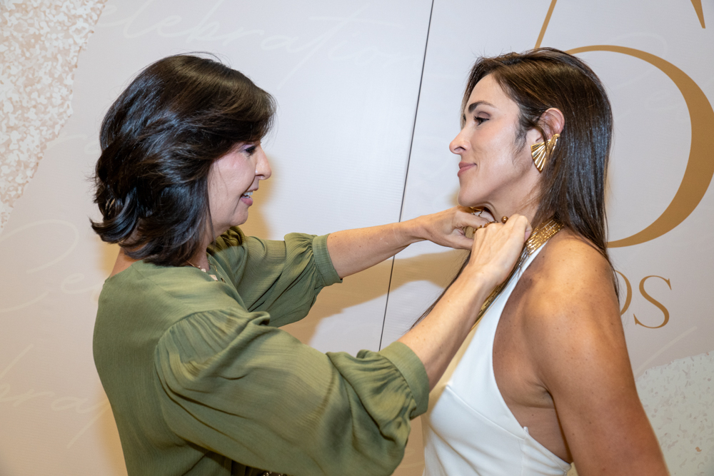 Eliane Gomes E Caroline Joca