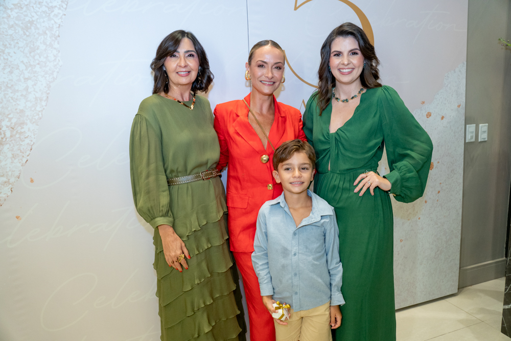 Eliane Gomes, Fernanda E Benício Hardagh, E Eloisa Gomes
