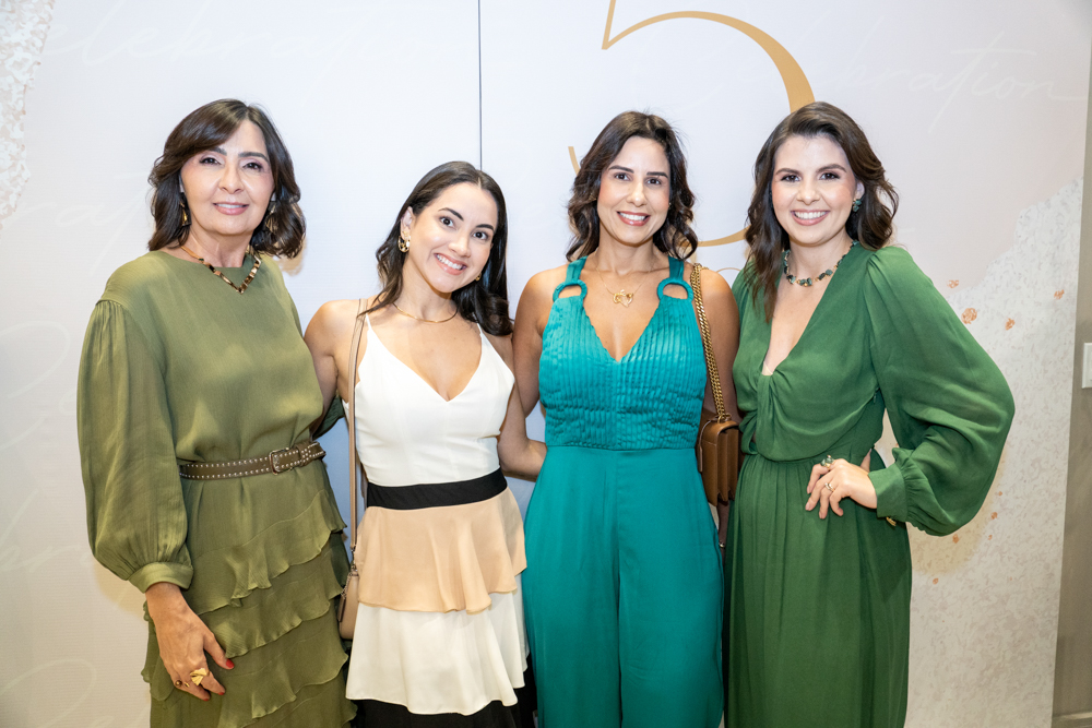 Eliane Gomes, Natali Vieira, Carol Souza E Eloisa Gomes