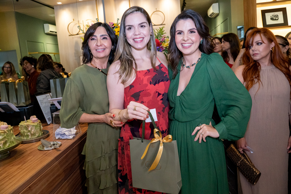 Eliane Gomes, Tatiana Costa E Eloisa Gomes