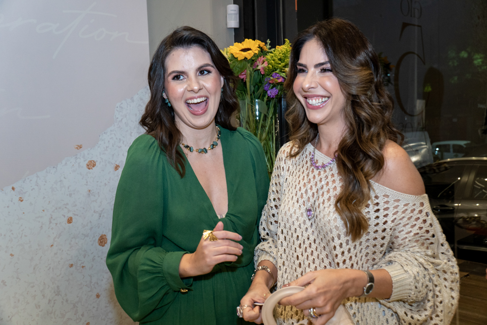 Eloisa Gomes E Rafaela Otoch