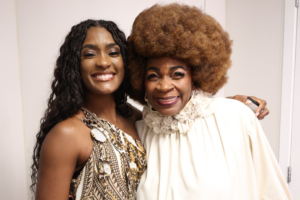 Érica Januzza E Zezé Motta