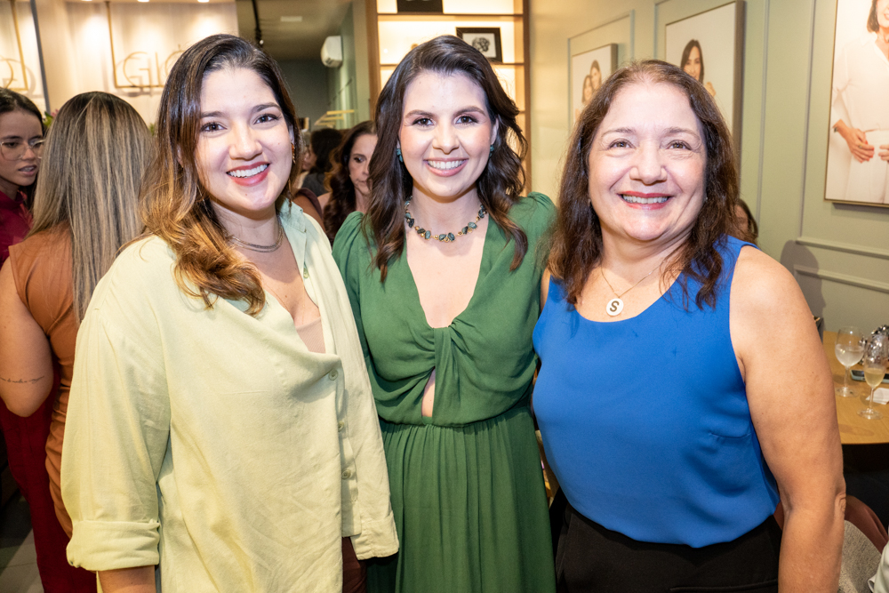 Germana Bastos, Eloisa Gomes E Solange Bastos
