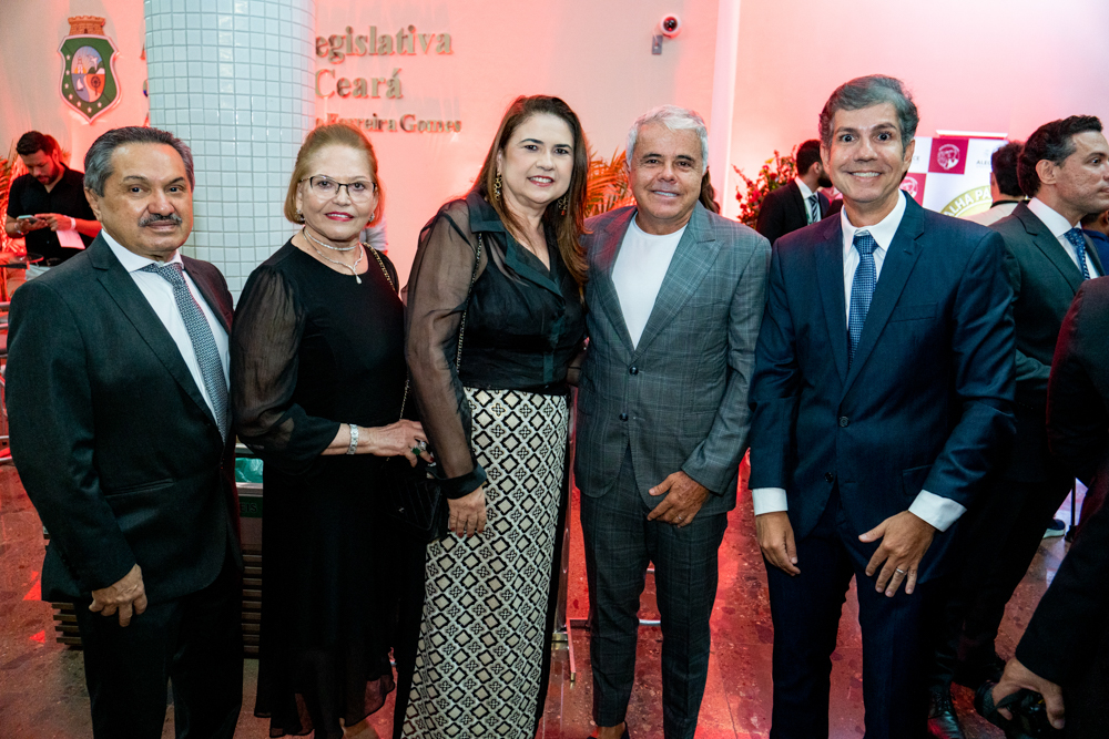 Gerson Gomes, Inêz Bezerra, Ana Maiza Santos, Ivan Bezerra E Gerardo Albuquerque