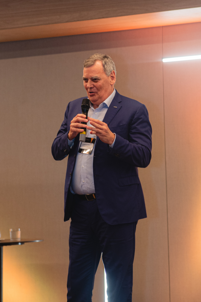 Gilberto Peralta (4)