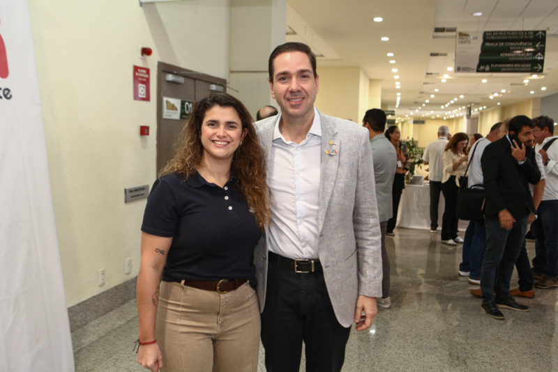 Malha aérea ampliada - Setur anuncia 240 voos extras da Azul para o Ceará na alta temporada