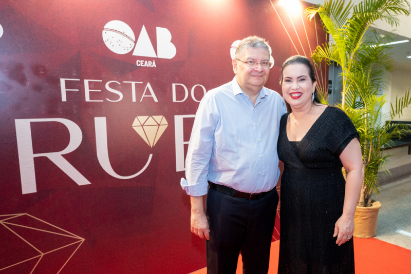 No Centro de eventos - Elba Ramalho comanda Festa do Rubi em noite de celebração da advocacia cearense