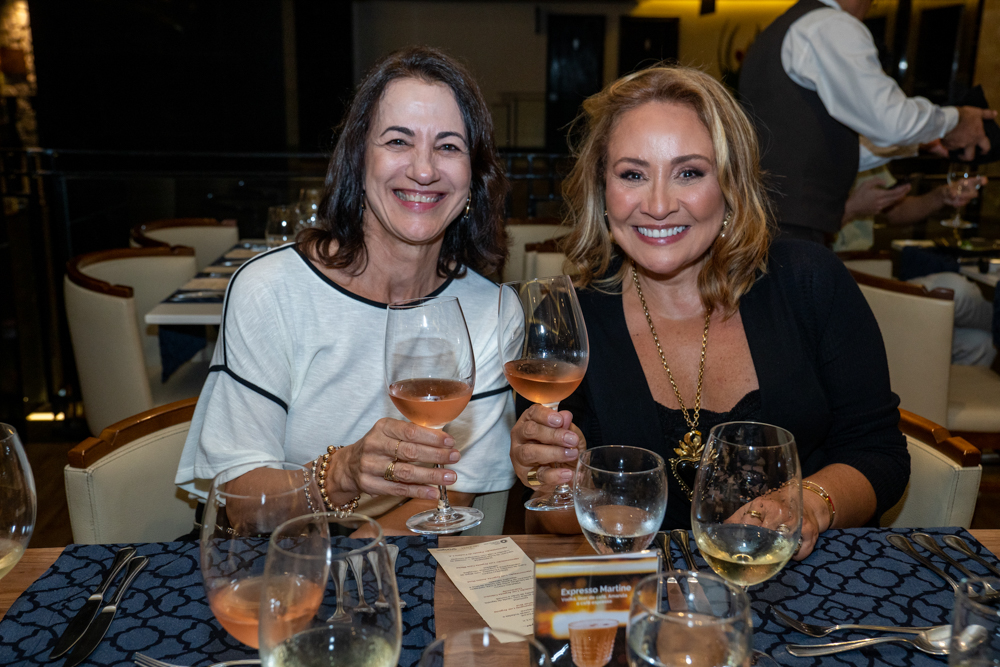 Iana Barsi E Ana Márcia