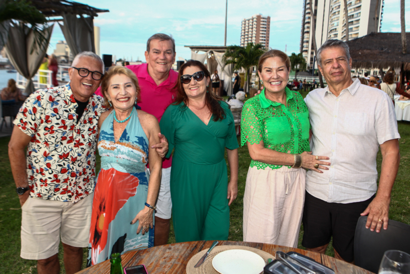 Dias de lazer - Feriadão de Nossa Senhora da Assunção agita o Iate Clube de Fortaleza