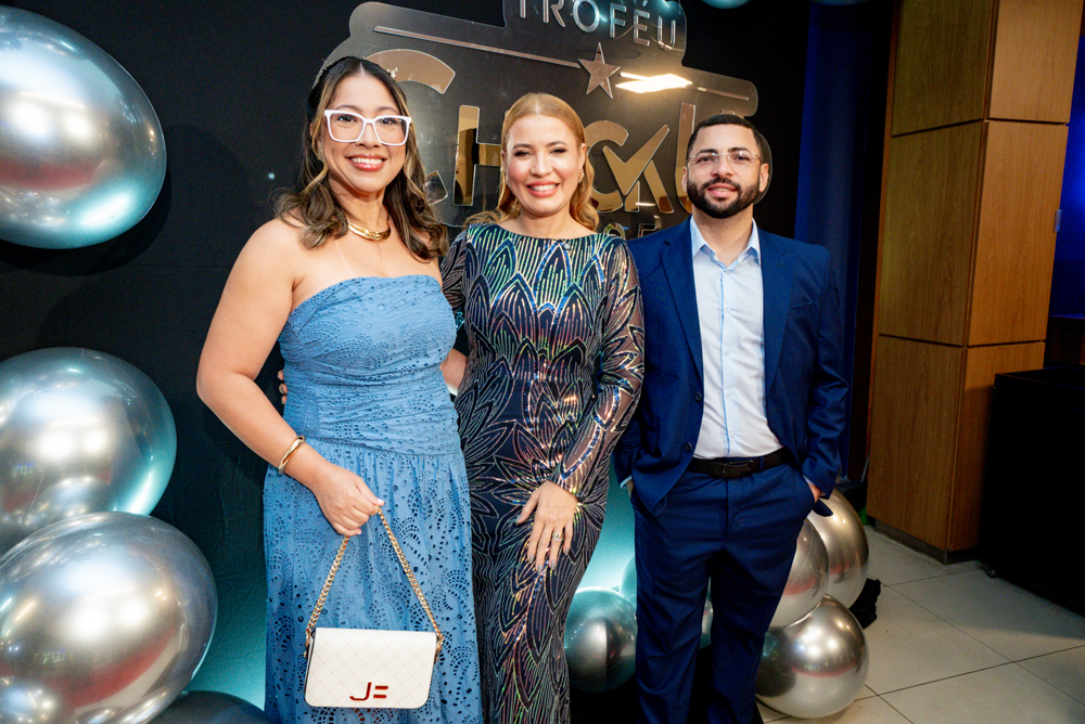 Jhulie Nunes, Natália Varela E Cícero Isaías Fetini