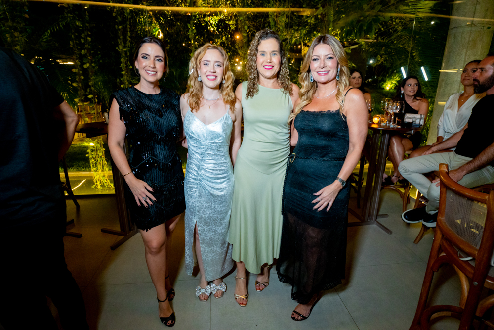 Joana Moreira, Isabella Ney, Cybele Campos E Tatiana Luna