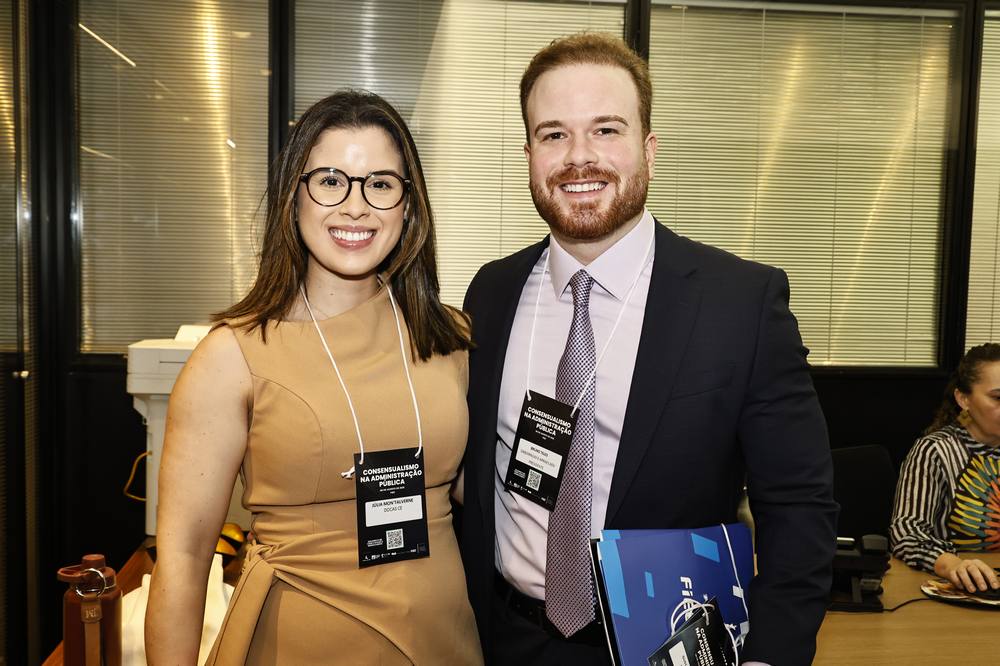 Júlia Mont Alverne E Bruno Teles