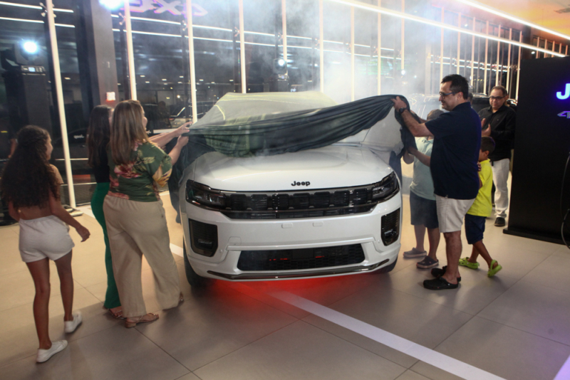 Mercado automotivo - Lançamento oficial do Commander 2026 movimenta a Newsedan Jeep Virgílio Távora, em Fortaleza