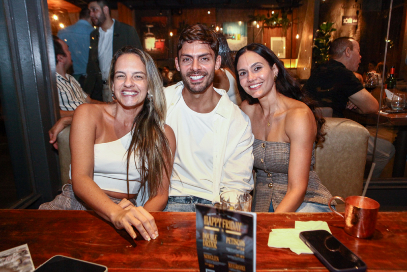 Sexta no Meireles - Moleska Gastrobar lança  Happy Friday com música ao vivo e drinks em dobro