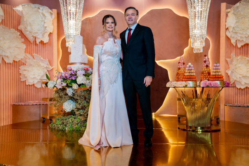 Noite inesquecível - Glamour, beleza e requinte marcam o festão dos 15 anos de Anik, filha de Layla e Guilherme Fujita