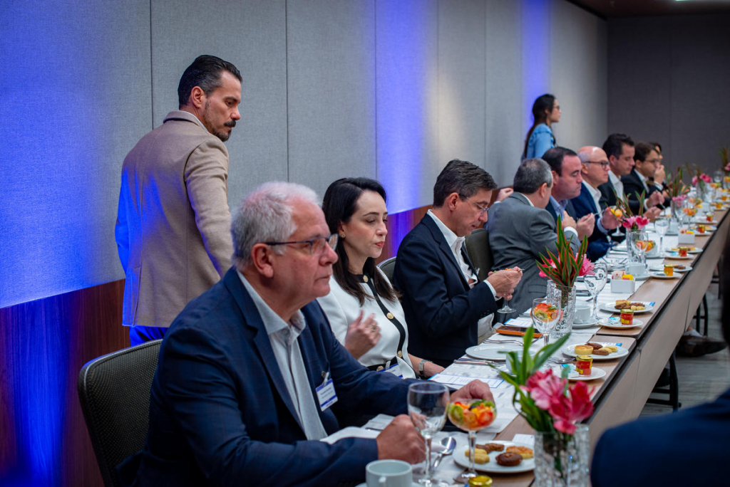 Lide Conversa Com O Secretário Fabrízio Gomes (12)