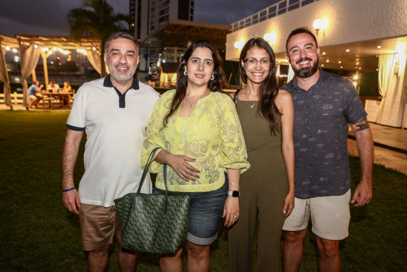 Dias de lazer - Feriadão de Nossa Senhora da Assunção agita o Iate Clube de Fortaleza
