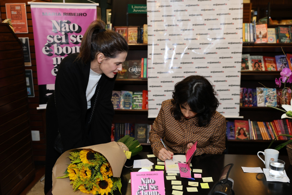 Luiza Mariani E Maria Flor (2)