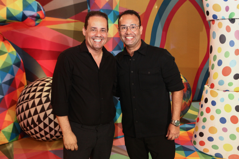 Brinde ao sucesso - Raphael Joca comanda festa de 5 anos do La Casa Lounge