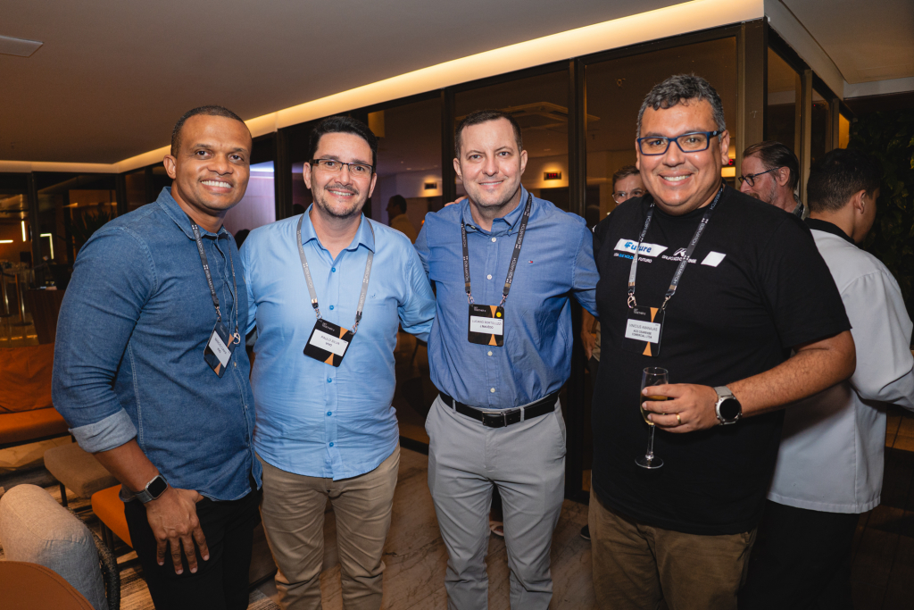 Marcio Cunha, Paulo Silva, Luciano Bortoluzzi E Vinicius Amanajas