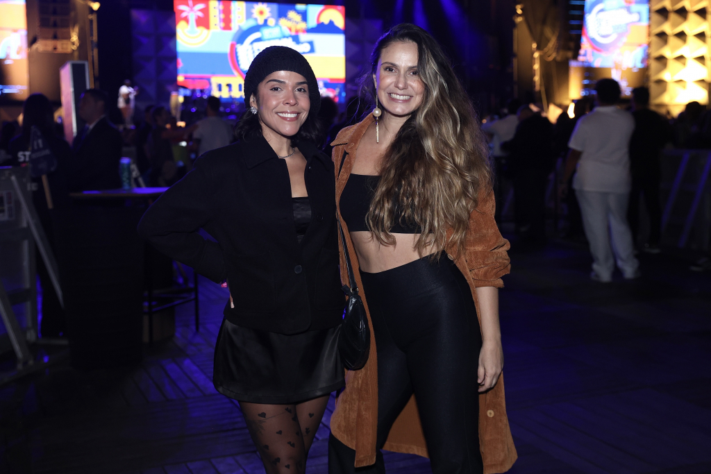 Maria Carol Rebello E Aline Fanju