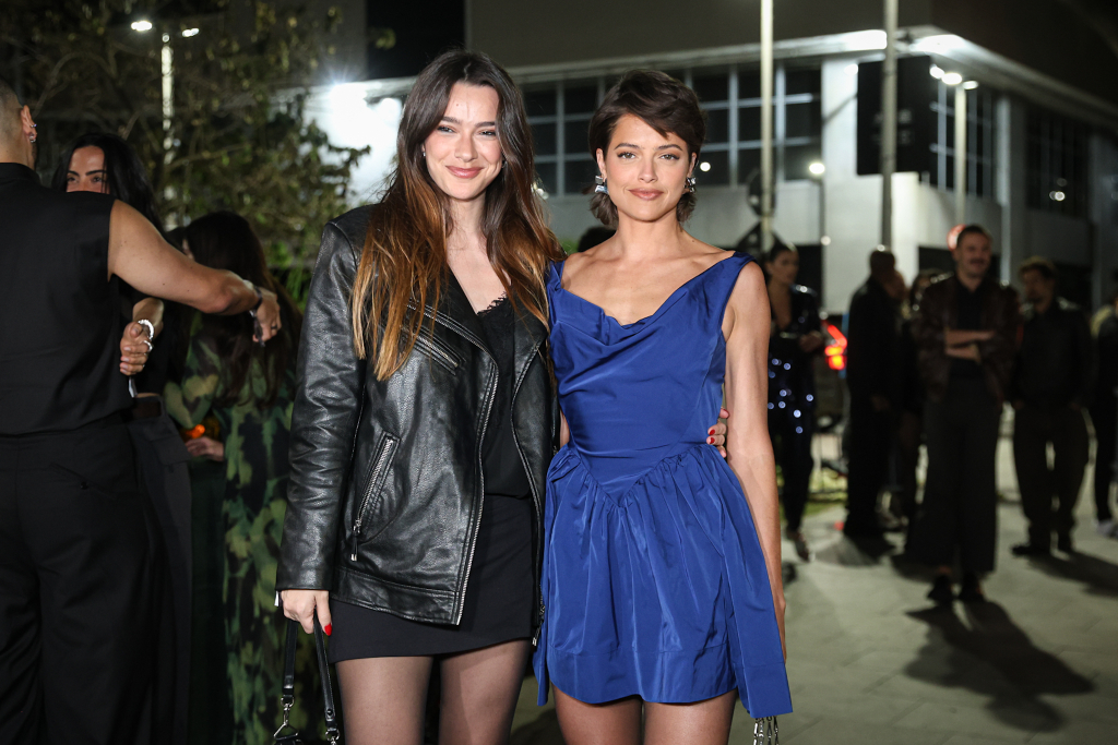 Mariana Molina E Agatha Moreira