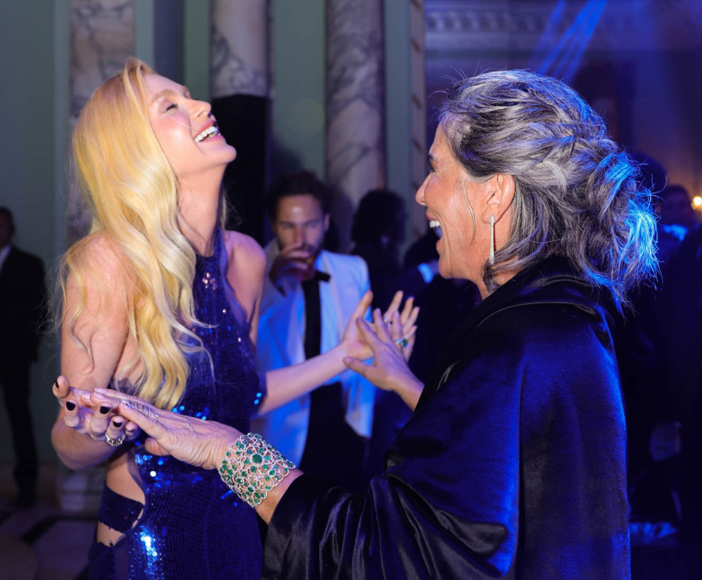 Marina Ruy Barbosa E Glória Pires Dançando