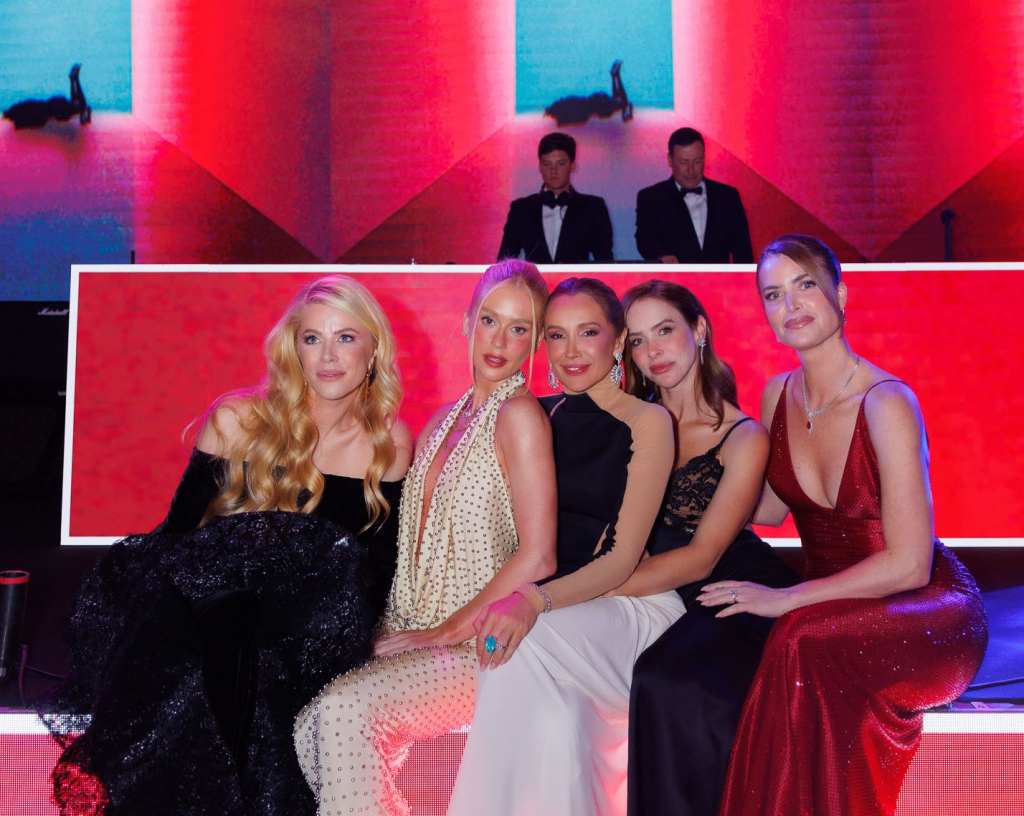 Marina Ruy Barbosa Priscilla Muller Isabella Negrão Suzana Sandoval E Amiga 1