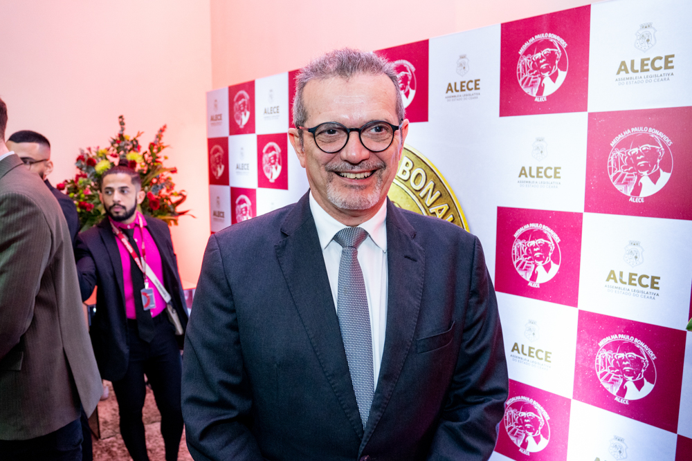 Martônio Mont'alverne (1)