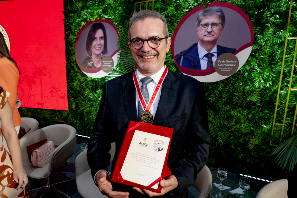 Martônio Mont'alverne (4)