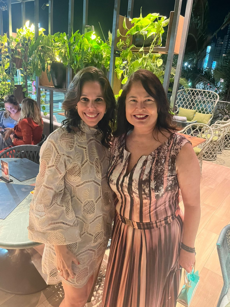 Mirella Tomás E Cristiane Mary