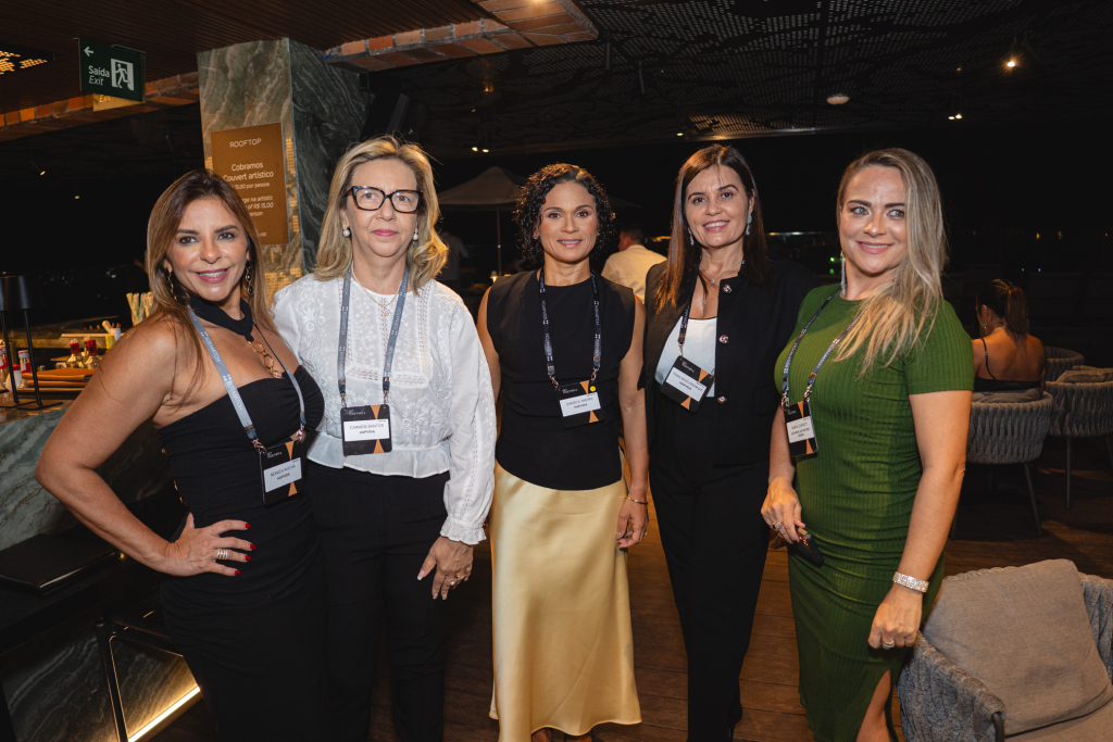 Mônica Pinto, Carmen Luisa, Daniele Amora E Tânia Mascarenhas E Maria Juracy