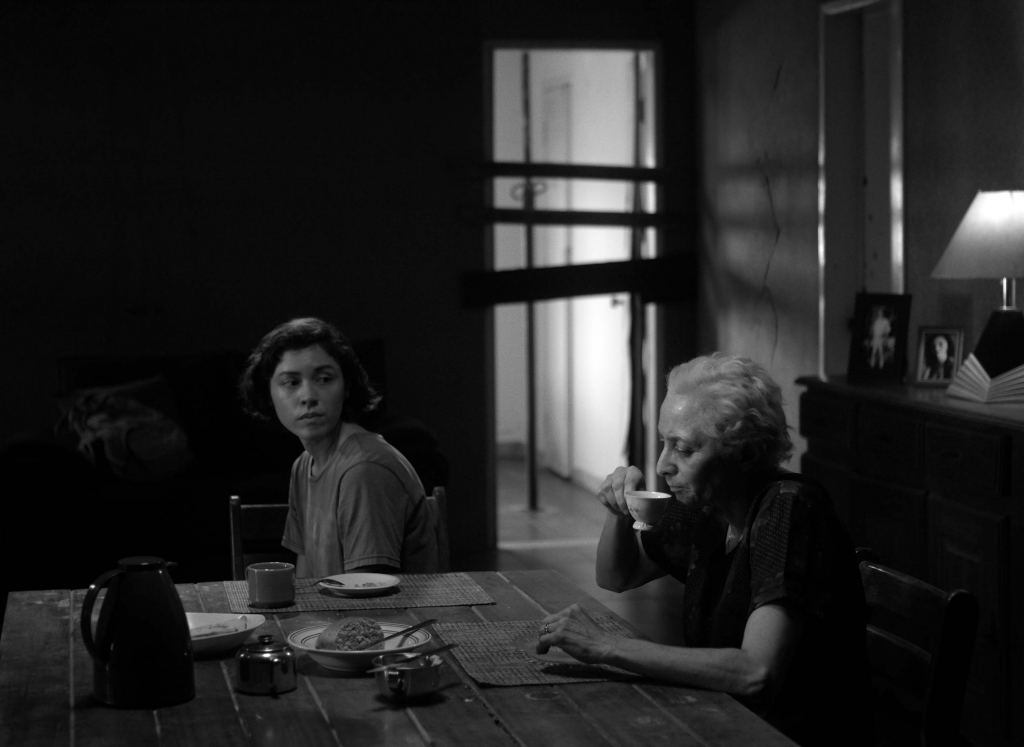 Mv5bmdayzji2nmqtogzmos00mzkzlwfjywitmzdkmzkzywqwztnixkeyxkfqcgc@. V1 