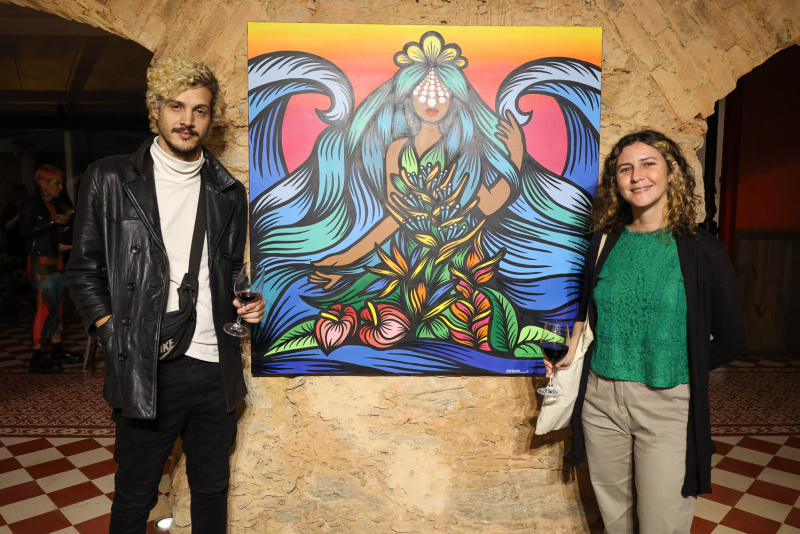 No Bar dos Descasados - Exposição “Raízes em Voo”, de RafaMon, entra em cartaz no Hotel Santa Teresa MGallery