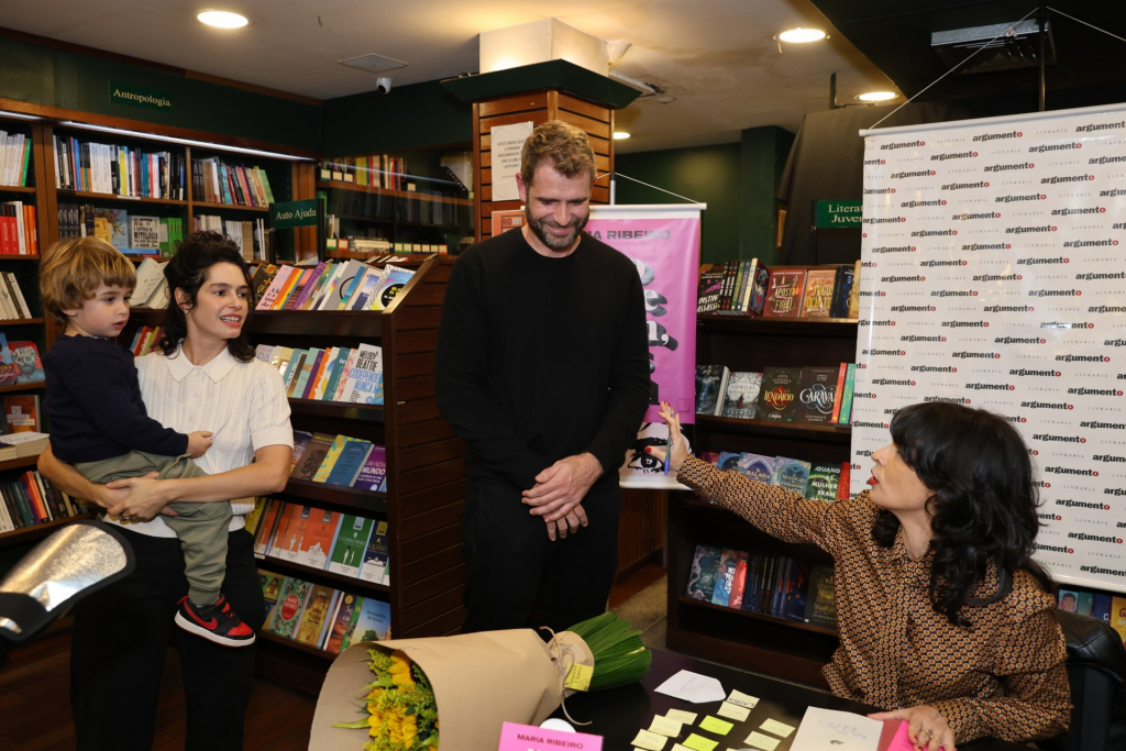 Noite De Autógrafos (2)