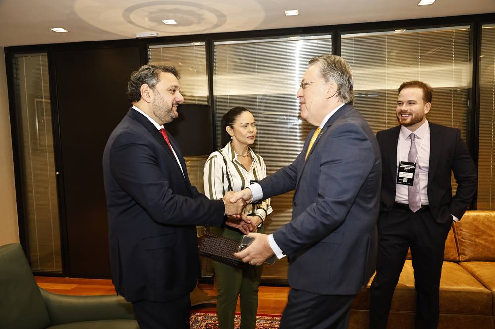 Patriolino Dias E Valdomiro Távora