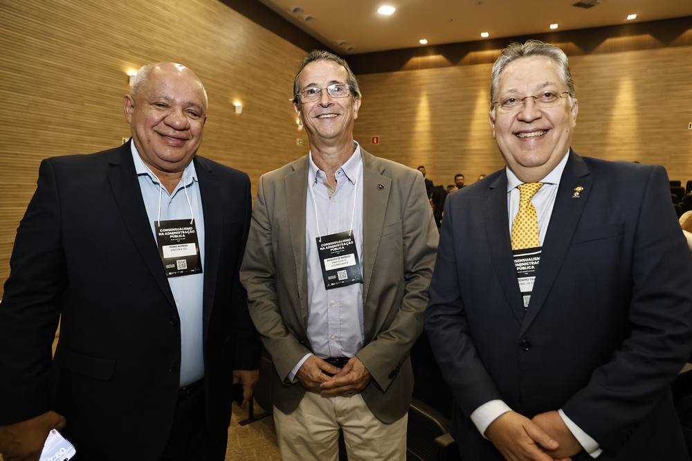Pedro Alfredo, Augusto Menezes E Valdomiro Távora