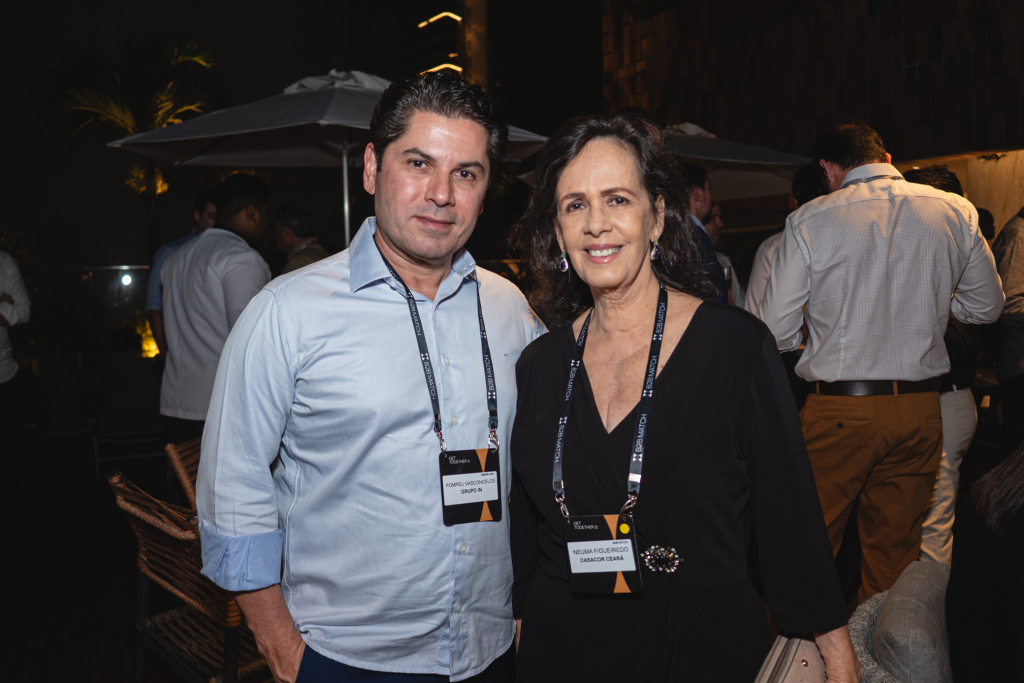 Pompeu Vasconcelos E Neuma Figueiredo