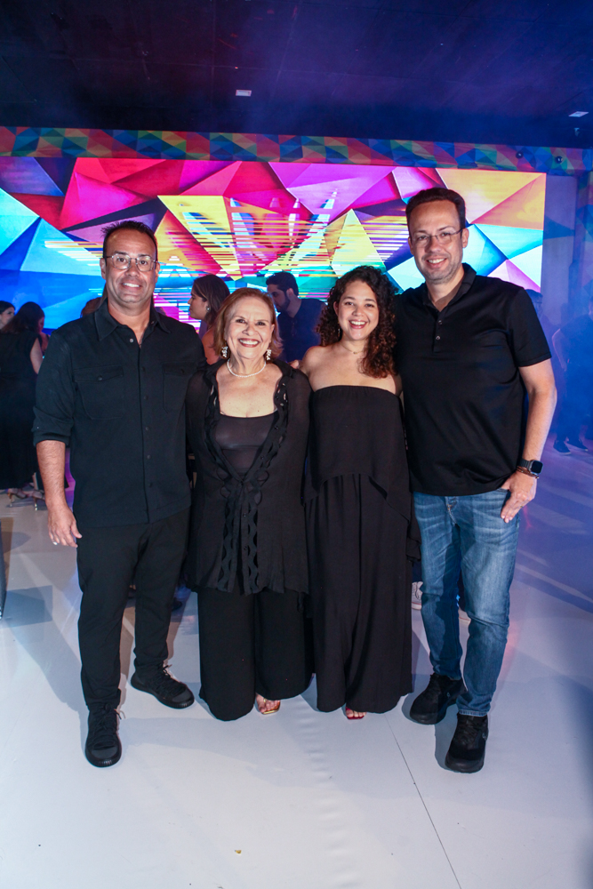 Raphael, Cristina, Carolina E Daniel Joca (8)