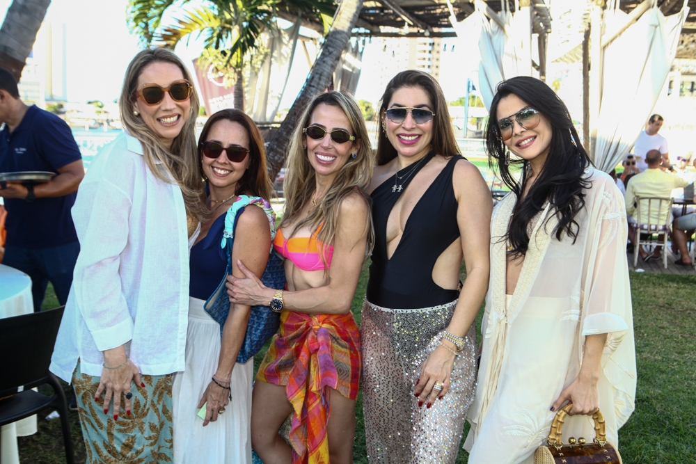 Raquel França, Geisa Lucas, Ingred Macedo, Nicole De França E Nathyele Ximenes (1)
