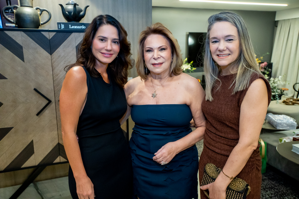 Renata Vale, Iracema Vale E Erika Lima (2)