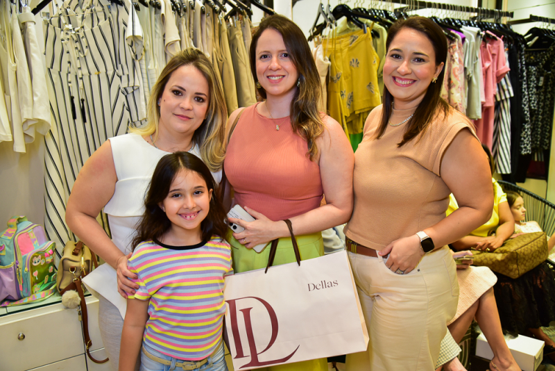 Collab especial - Dellas Sapatos apresenta coleção de verão em happy hour repleto de estilo na Casa Alra