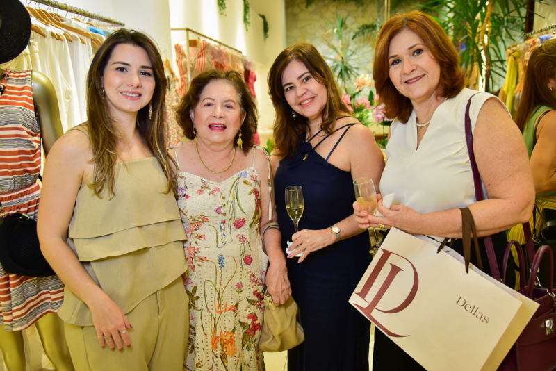 Collab especial - Dellas Sapatos apresenta coleção de verão em happy hour repleto de estilo na Casa Alra