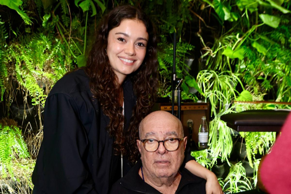 Sophie Charlotte E Cesar Mendes